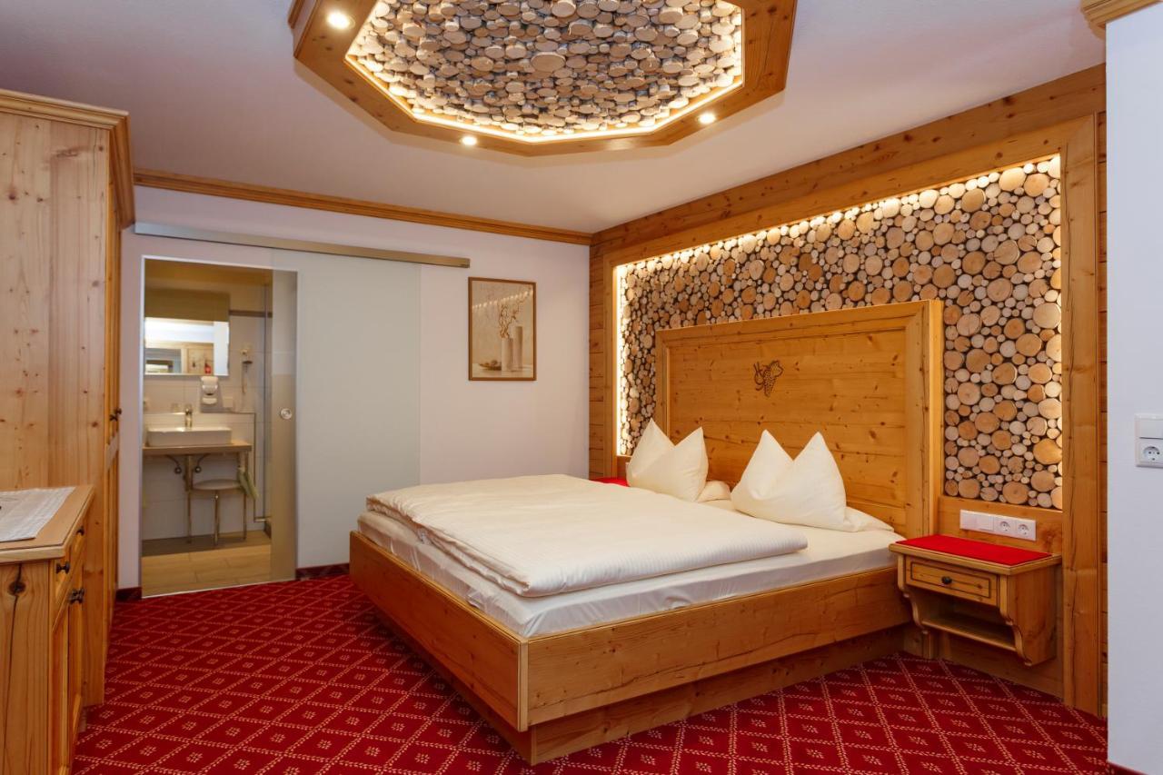 Hotel Gondel Altenkunstadt ภายนอก รูปภาพ