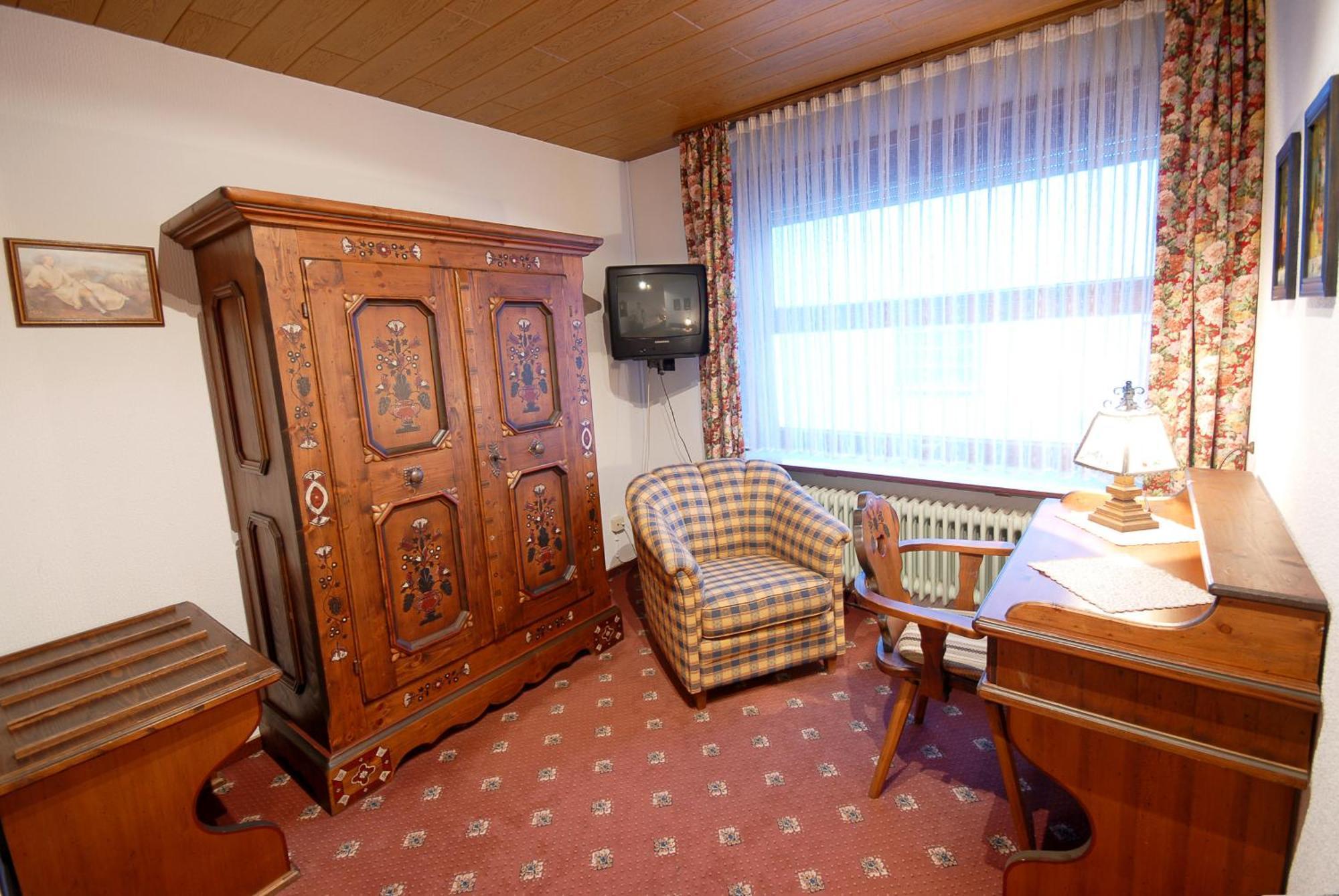 Hotel Gondel Altenkunstadt ภายนอก รูปภาพ