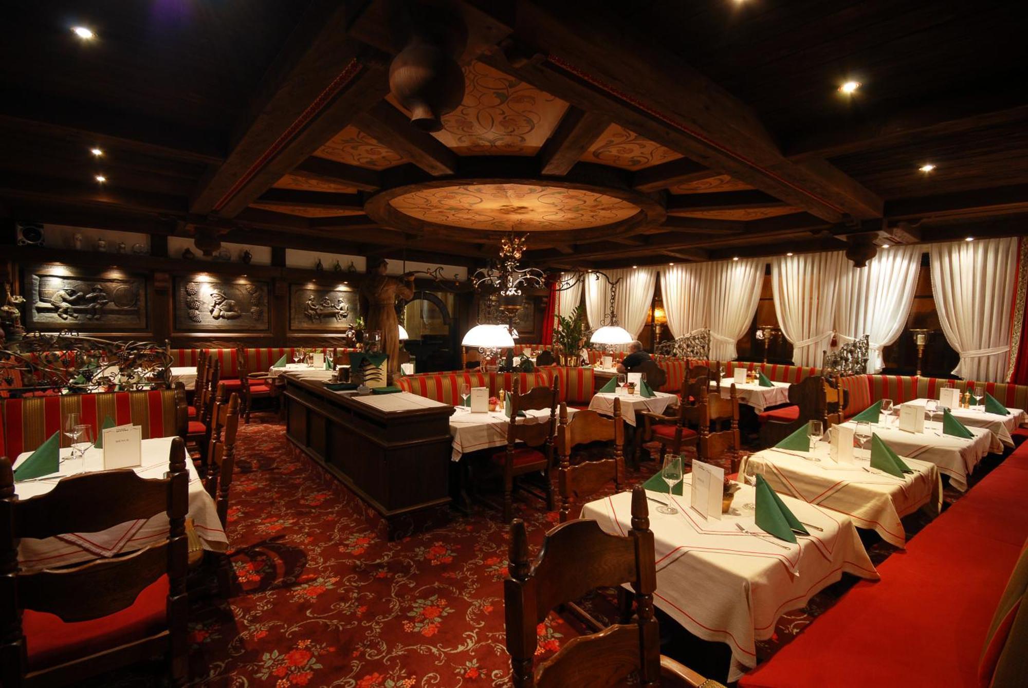 Hotel Gondel Altenkunstadt ภายนอก รูปภาพ
