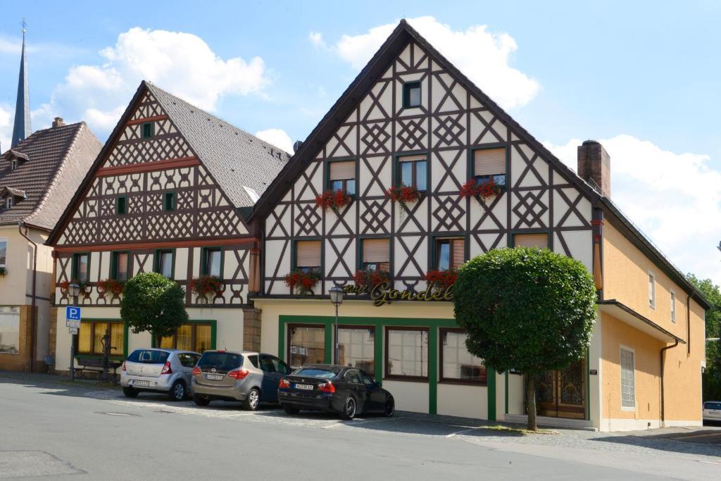 Hotel Gondel Altenkunstadt ภายนอก รูปภาพ